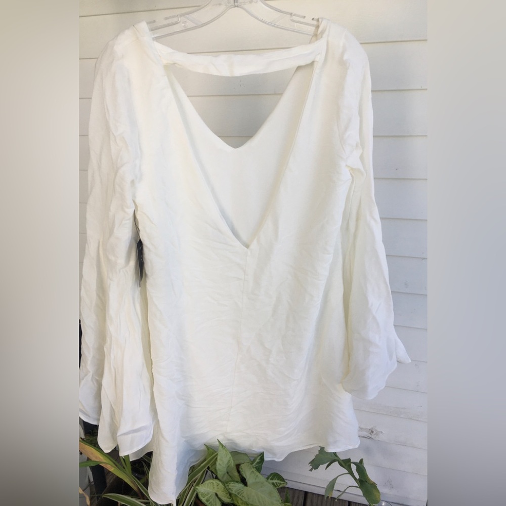 New Big Bell Sleeve White Lulus Dress Sz M